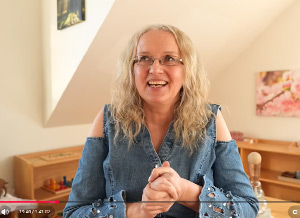 HOVORY ZE ZEMĚ – Vím, co je po smrti – Klára Markuciová